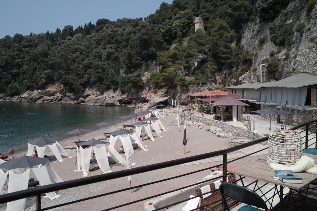 Bed and Breakfast Eco Del Mare Леричи Экстерьер фото