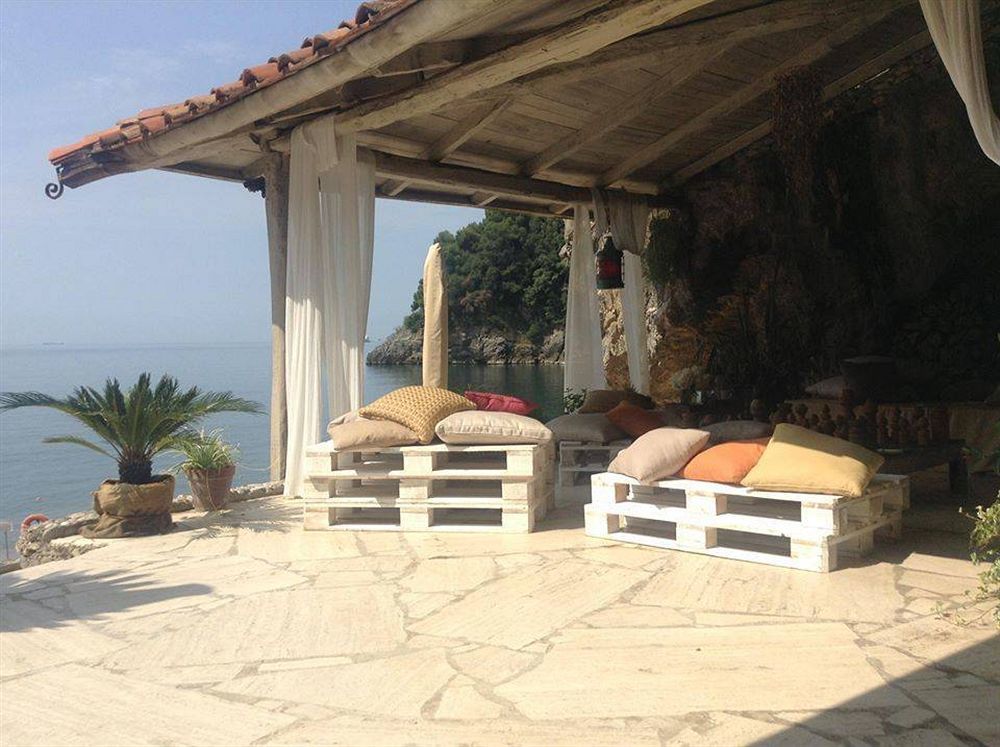 Bed and Breakfast Eco Del Mare Леричи Экстерьер фото