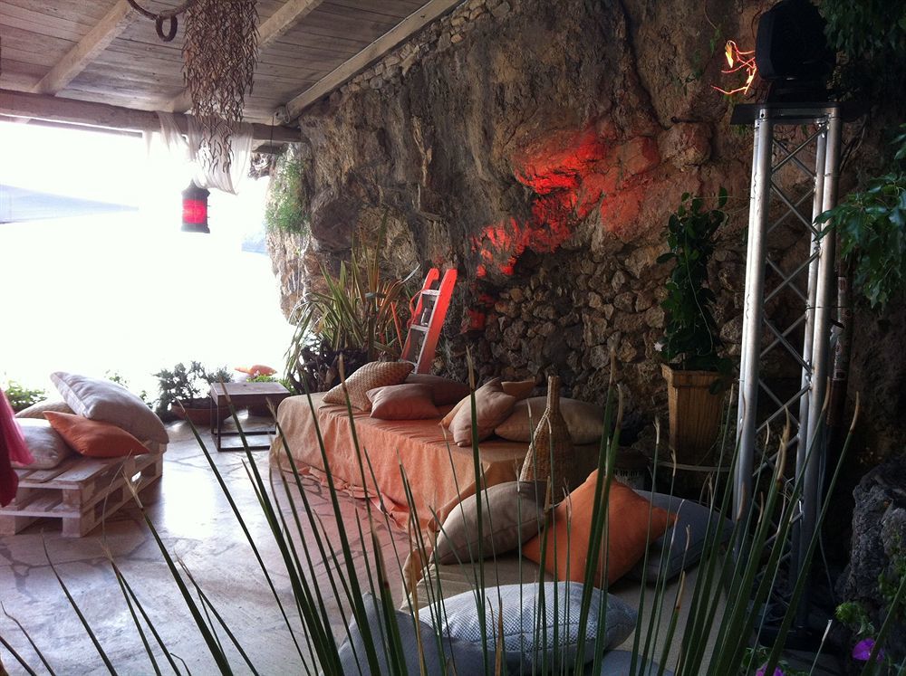 Bed and Breakfast Eco Del Mare Леричи Экстерьер фото